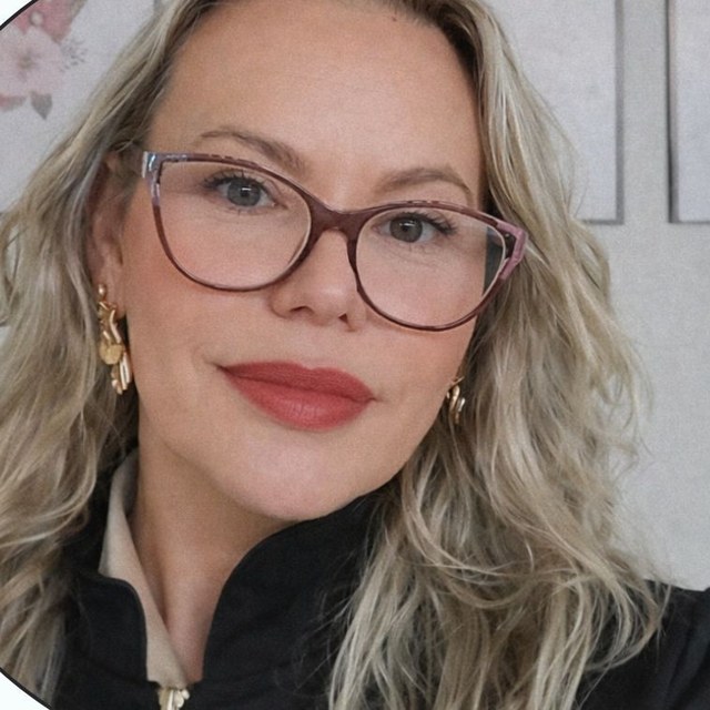 Léa Santos Silva Costa, psicóloga responsável pela clínica